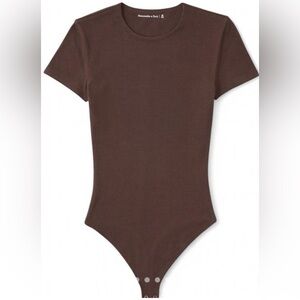Abercrombie & Fitch Soft Matte Seamless Tee Bodysuit (Brown) - M